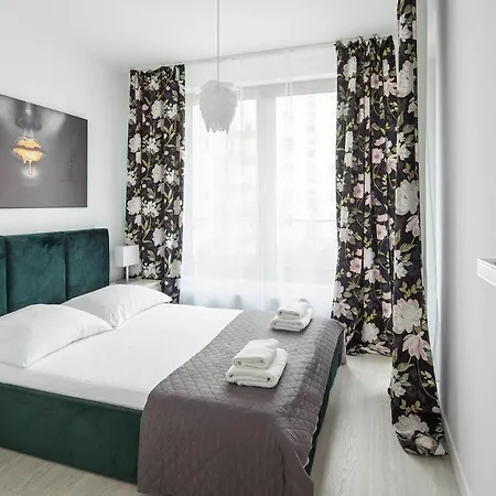 Sleepy3city Plac Unii Apartahotel Gdynia
