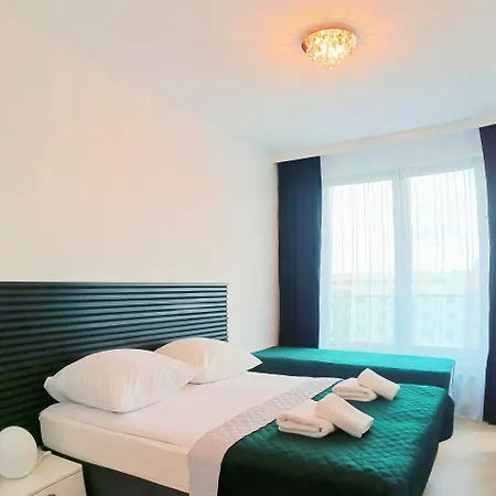 Sleepy3city Plac Unii Aparthotel 3*
