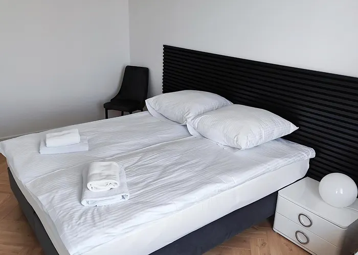 Sleepy3city Plac Unii Hotel apartamentowy